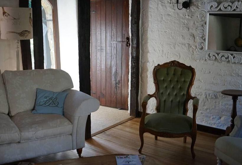 住所  Historic 2bed   Traditional Countryside Retreat