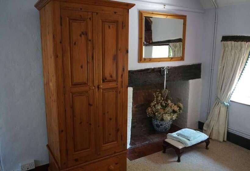 住所  Historic 2bed   Traditional Countryside Retreat