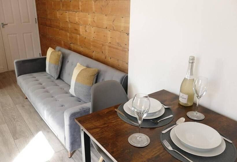 レジデンス Vibrant 6 Bed Stylish Home In Heart Of Southsea
