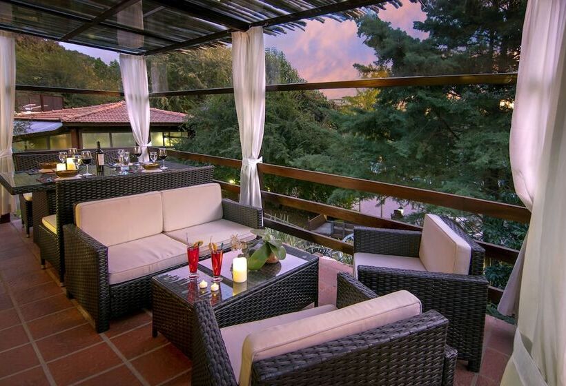 استراحتگاه Terrazas De Belgrano   Club De Montaña