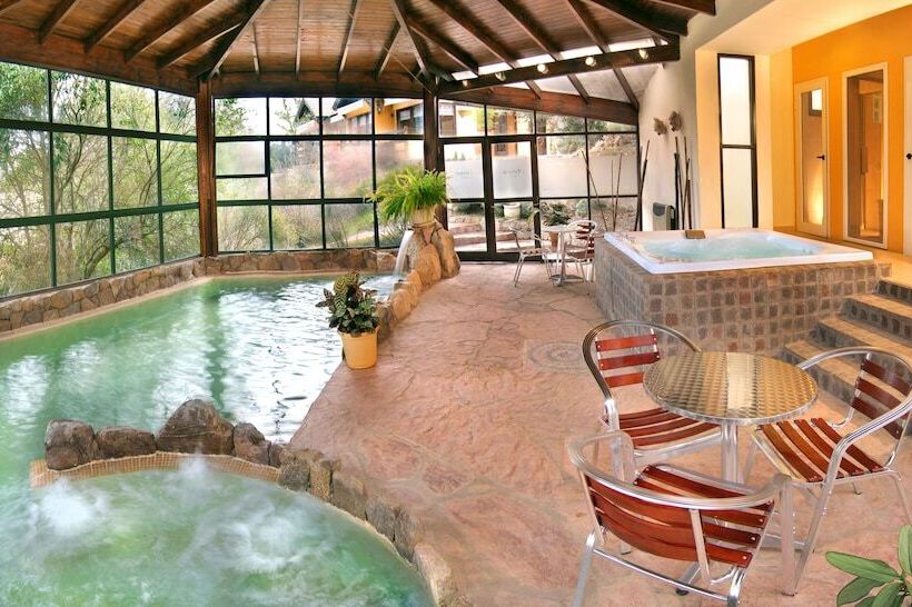 استراحتگاه Terrazas De Belgrano   Club De Montaña