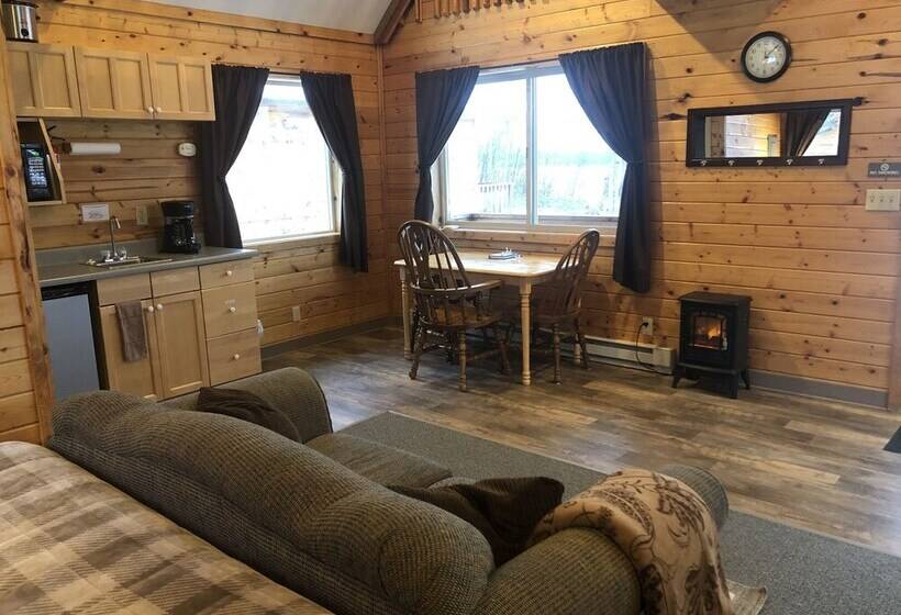 Riverside Cabins