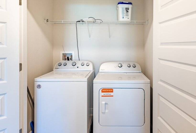 Santa Rosa Hideaway By Avantstay Pet Friendly 6 Mins To Beach!