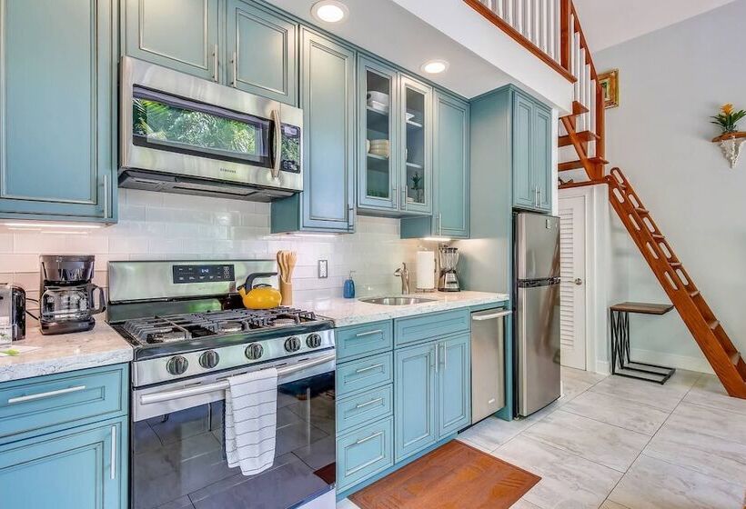 Serenity By Avantstay Guest House In Old Town W/ Shared Pool Month Long Stays Only