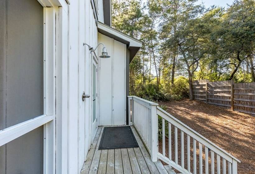 Southern Charms By Avantstay Historic Home! Pet Friendly!