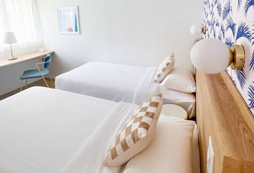 فندق Kyriad Cannes   Mandelieu