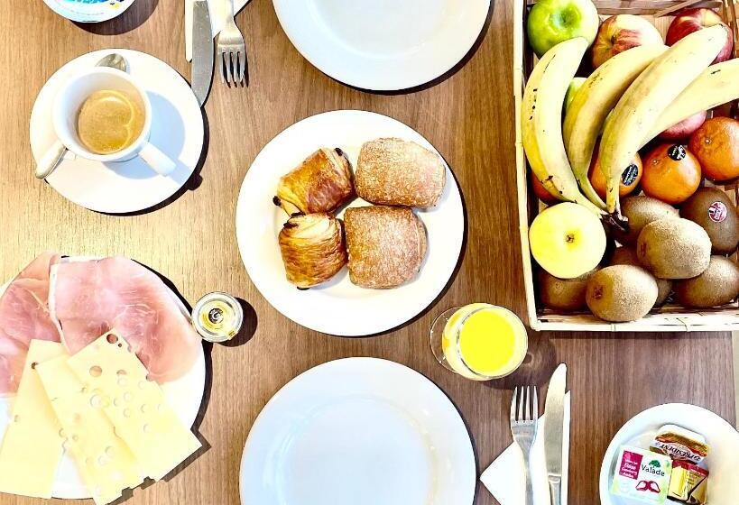 فندق Kyriad Cannes   Mandelieu