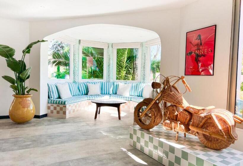 فندق Kyriad Cannes   Mandelieu