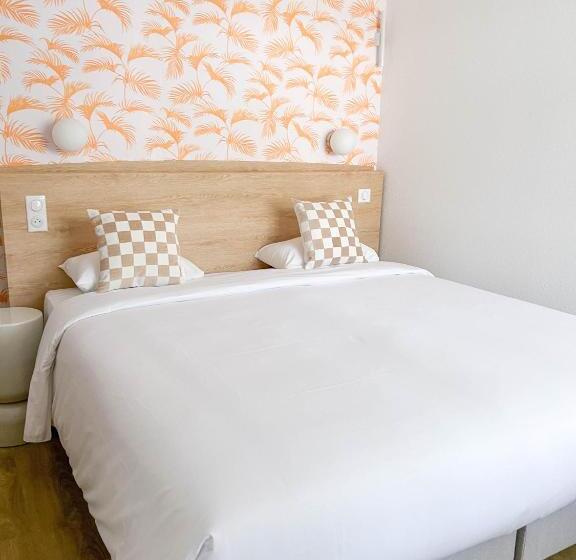 فندق Kyriad Cannes   Mandelieu