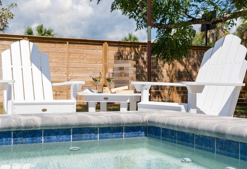 Twin Fin By Avantstay Walk To The Beach   Chic 30a Retreat