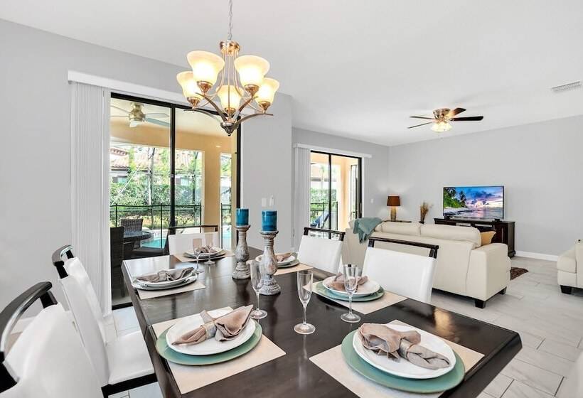 Vibrant Home With Spacious Pool!#6st5504