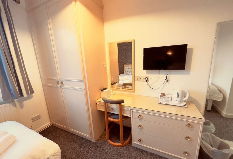 Pine Lodge Hotel & Restaurant Mansfield