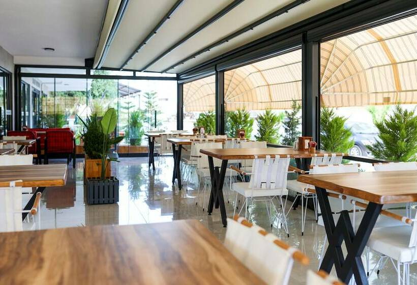 Akdeniz Yaşam Otel