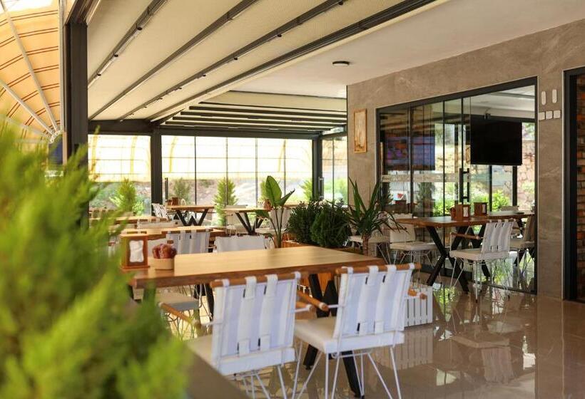 Akdeniz Yaşam Otel