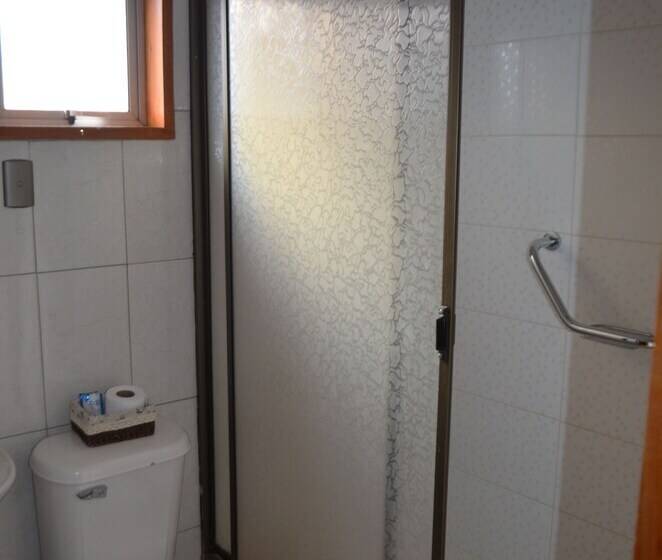 فندق صغير Hostal Los Pinos