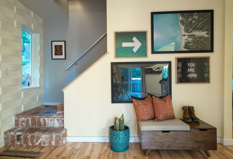 Alpine Bay By Avantstay 5mins To Diamond Peak Skiing W/ Expansive Deck