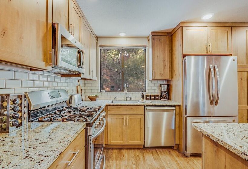 Arroyo By Avantstay Peaceful Mountain Townhouse W/ Large Private Balcony