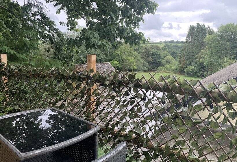 Beautiful 1 Bed Studio In Boyton Launceston