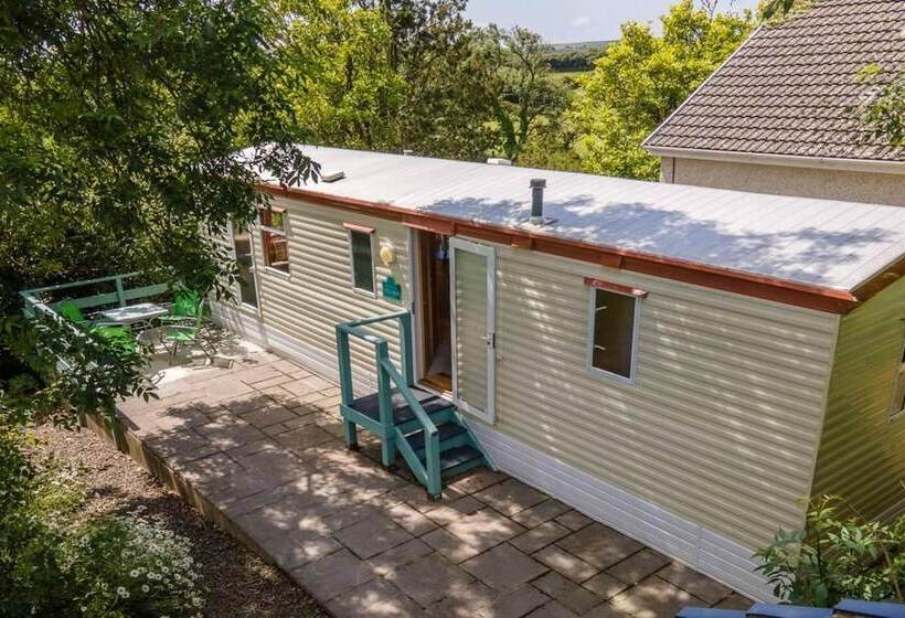 Beautiful 3 Bed Cabin In Pembrokeshire Coast