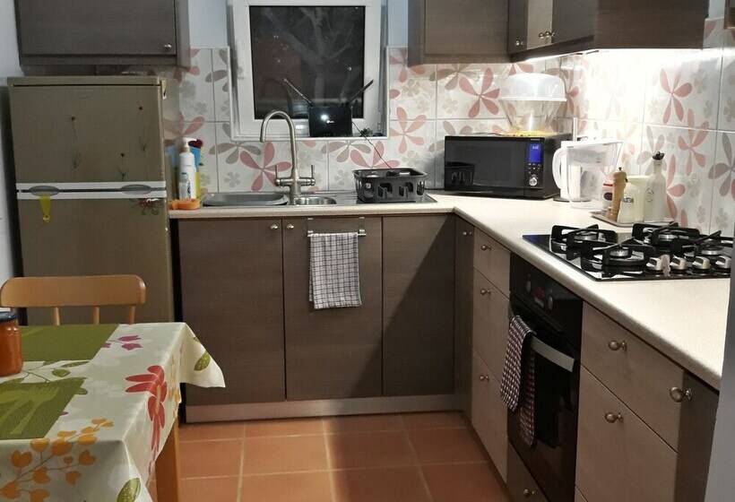 Beautiful Cottage Sea View, Near The Beach, Greece