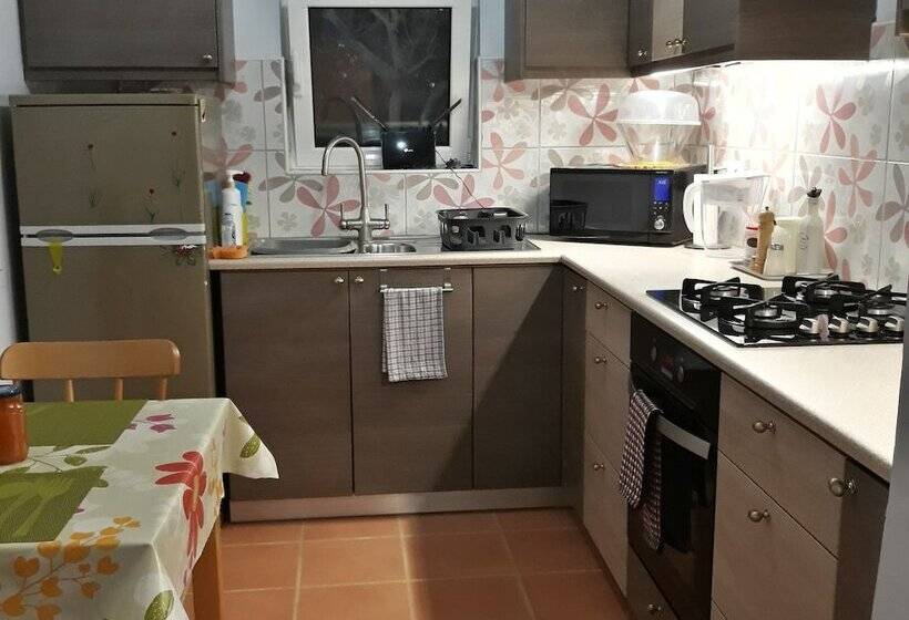 Beautiful Cottage Sea View, Near The Beach, Greece