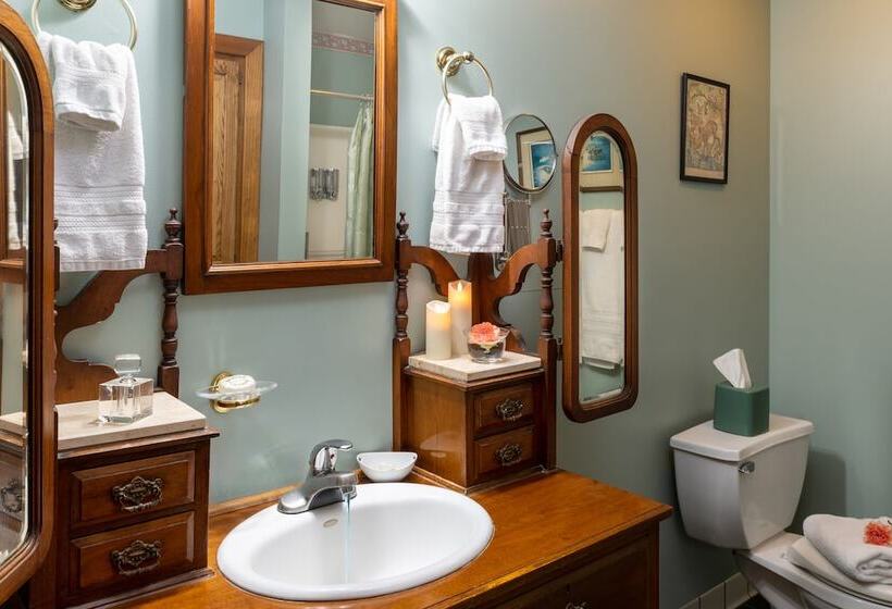 تختخواب و صبحانه Angel At Rose Hall