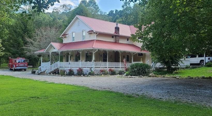 مبيت وإفطار Misty Mountain Inn