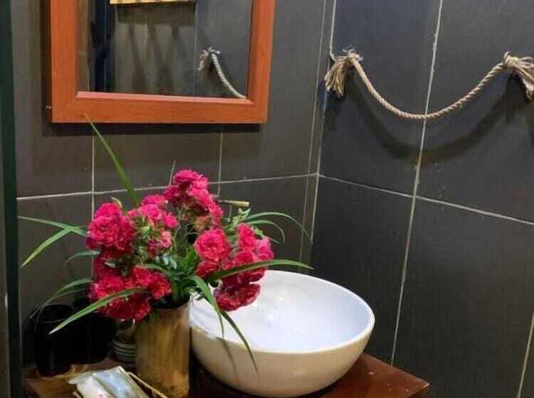 تختخواب و صبحانه Sapa Rosie House Mountain Retreat