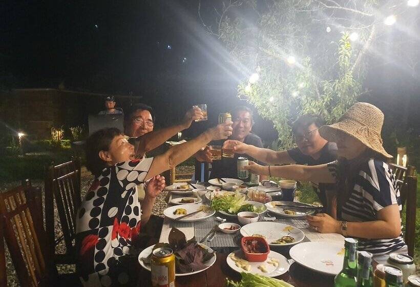 تختخواب و صبحانه Sapa Rosie House Mountain Retreat