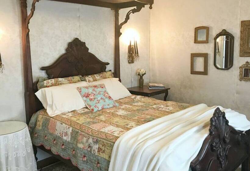 مبيت وإفطار The Bissing House