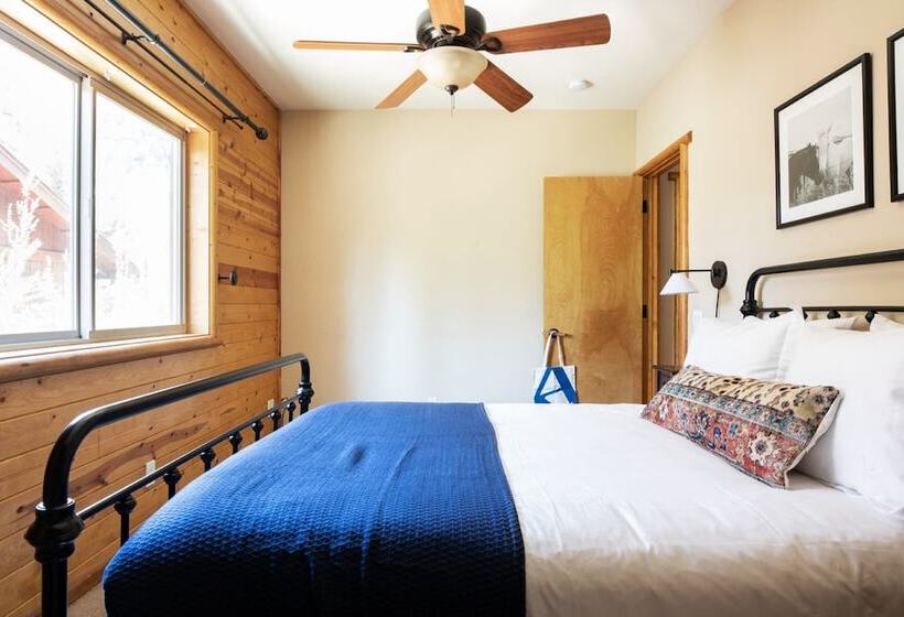 Bernard By Avantstay Luxurious Cabin In Big Bear W/ Hot Tub & Pool Table