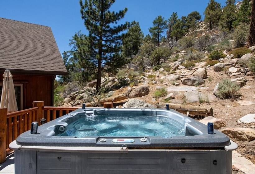 Bernard By Avantstay Luxurious Cabin In Big Bear W/ Hot Tub & Pool Table