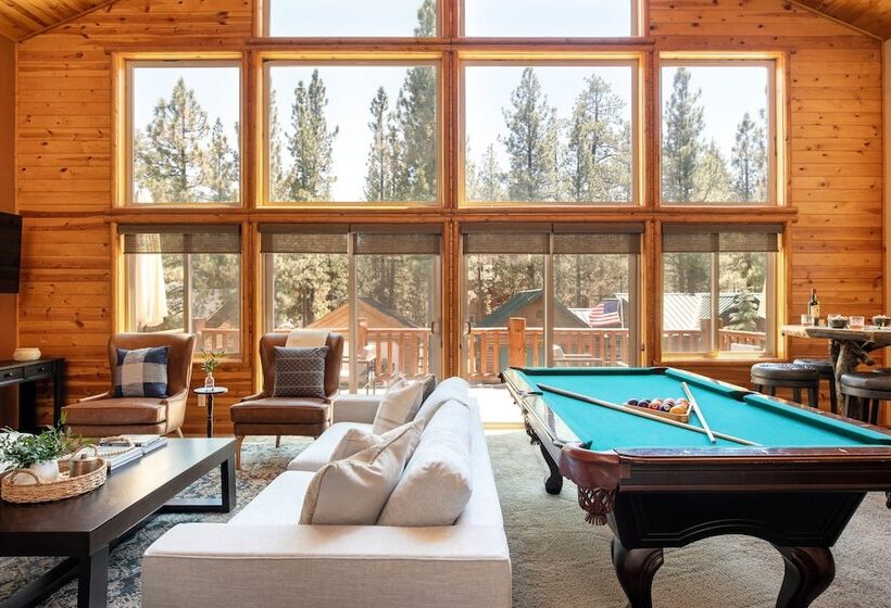 Bernard By Avantstay Luxurious Cabin In Big Bear W/ Hot Tub & Pool Table