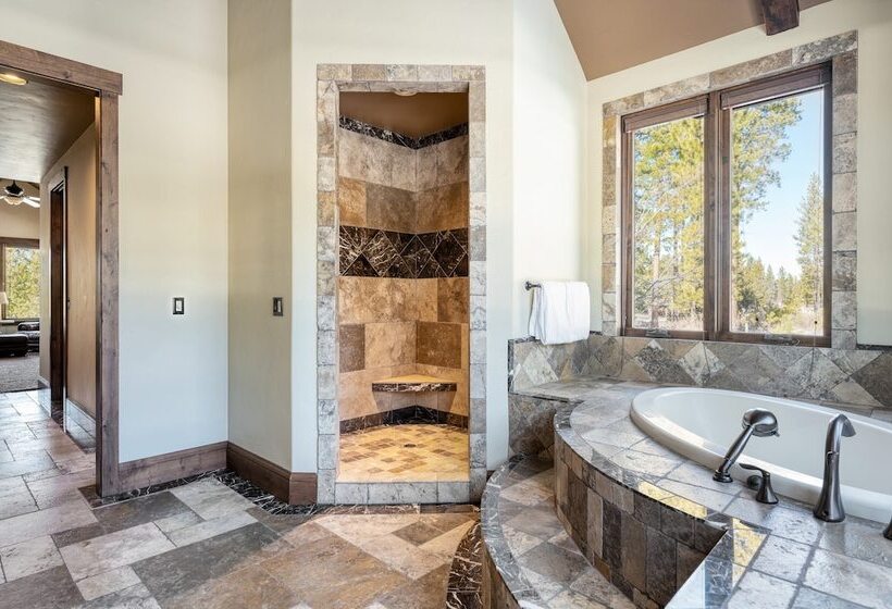 Big Pine By Avantstay Stunning Secluded Oregon Home W/ Hot Tub