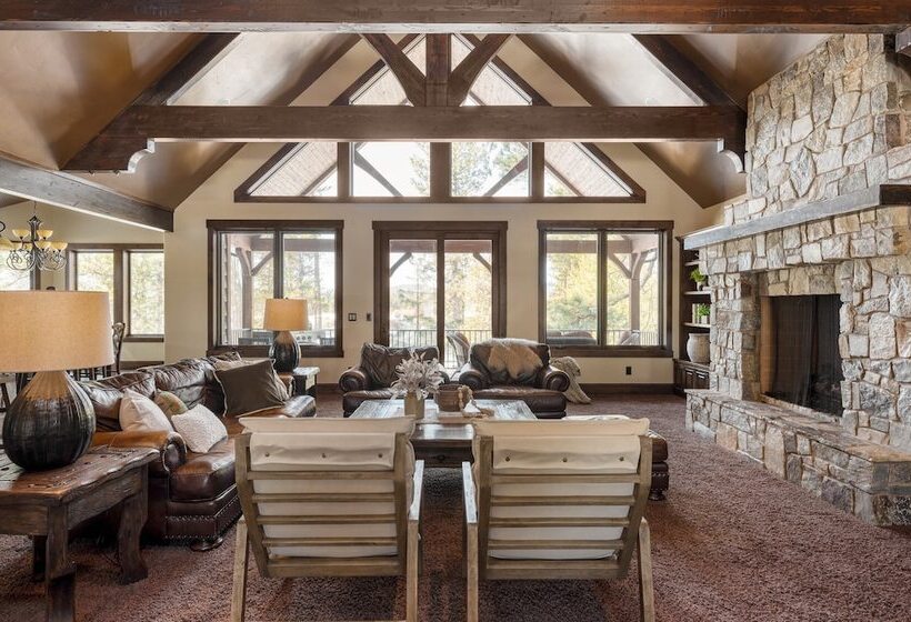 Big Pine By Avantstay Stunning Secluded Oregon Home W/ Hot Tub