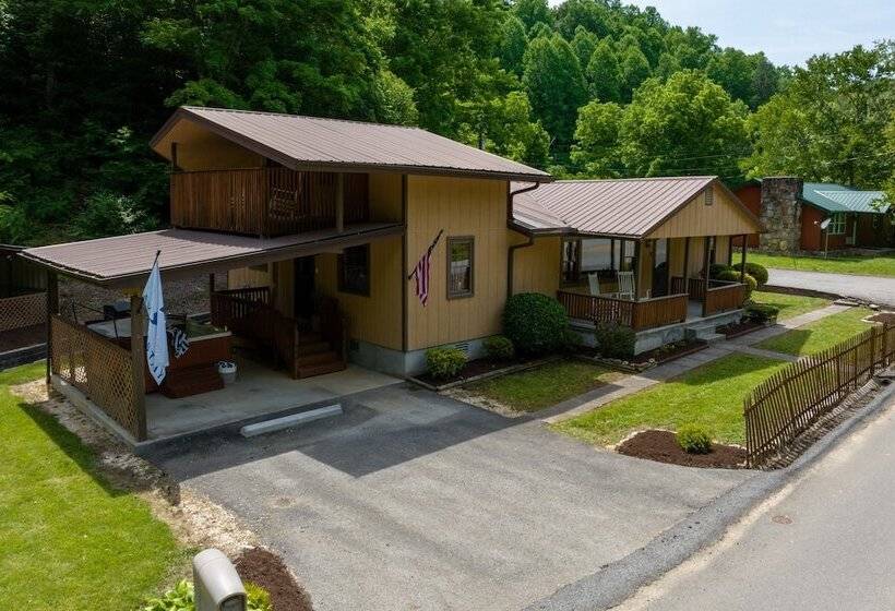 Carter Creek By Avantstay Secluded Yard W/ Creek + Suite