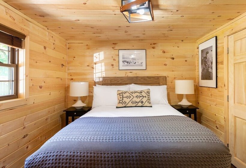 Carter Creek By Avantstay Secluded Yard W/ Creek + Suite