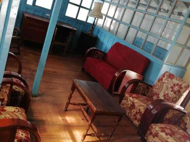 Casa Hotel El Compadre