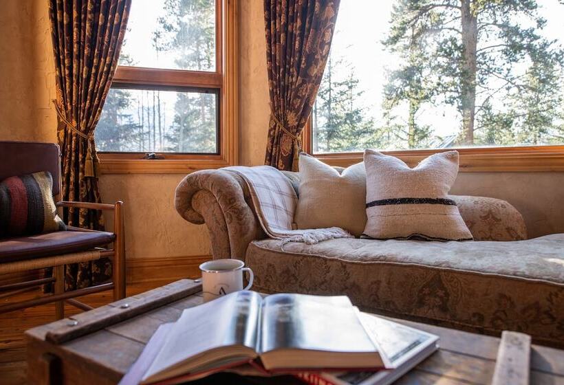 Cherry Ridge By Avantstay Incredible Mountain Mansion W/ Game Room, Hot Tub & Views!!