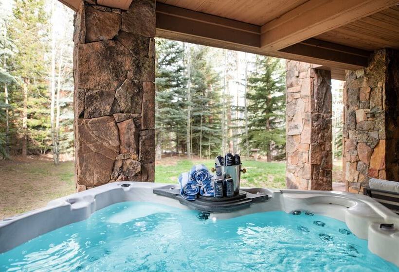 Cherry Ridge By Avantstay Incredible Mountain Mansion W/ Game Room, Hot Tub & Views!!