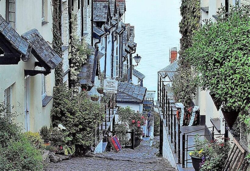 The Tack Room   A Comfy Cabin In North Devon