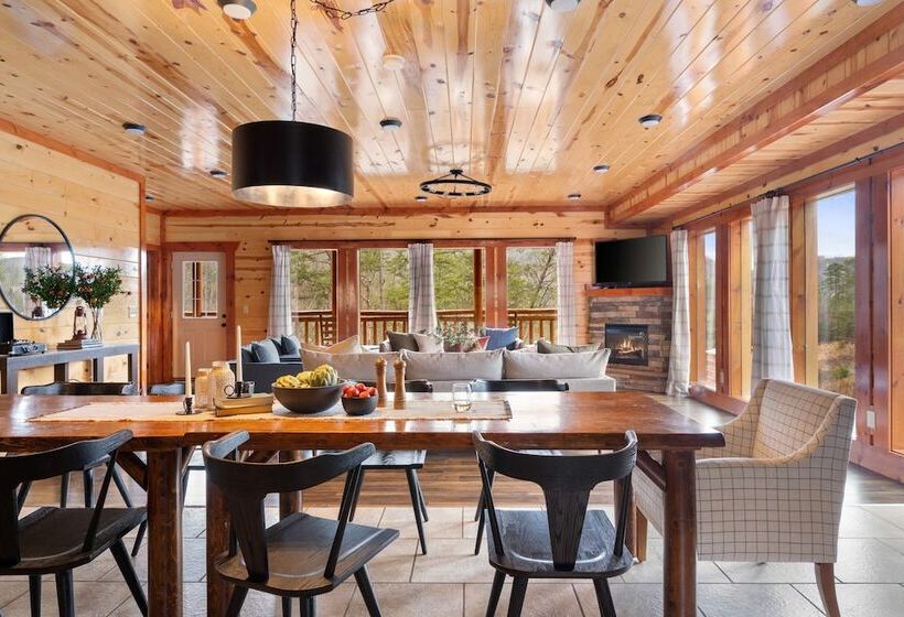 Crystalline By Avantstay High Altitude Retreat! W/ Movie Theatre, Indoor Pool, Hot Tub & Views!