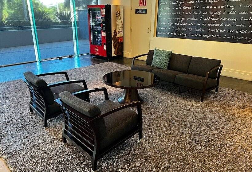 Darwin Esplanade Central Official