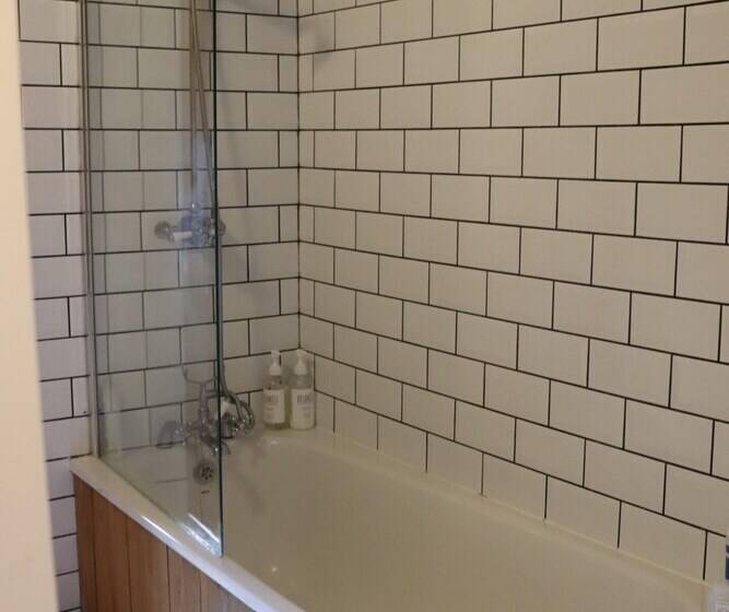 Delightful 4bd Home Full Of Flair Edenbridge Kent