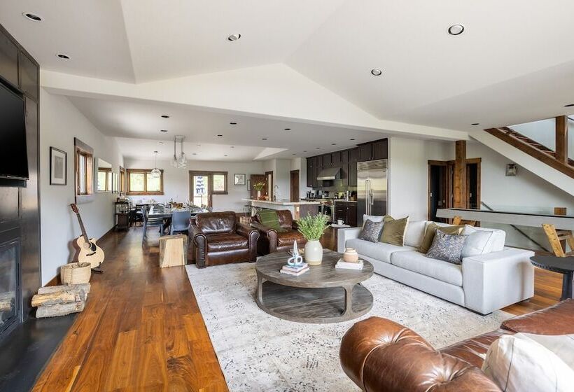 Dillon By Avantstay Private Mountain Home W/ Hot Tub W/ Views & Shuffleboard!