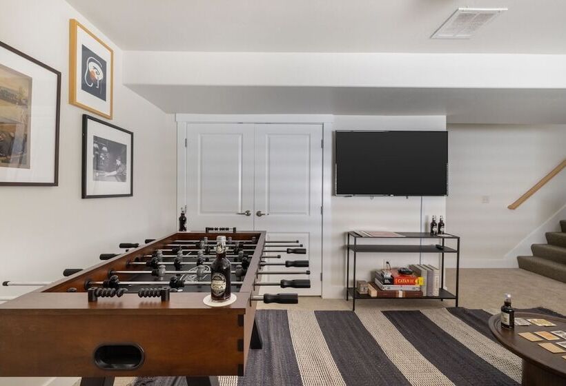 Douglas By Avantstay Charming Townhouse Mins From Deer Valley Resort