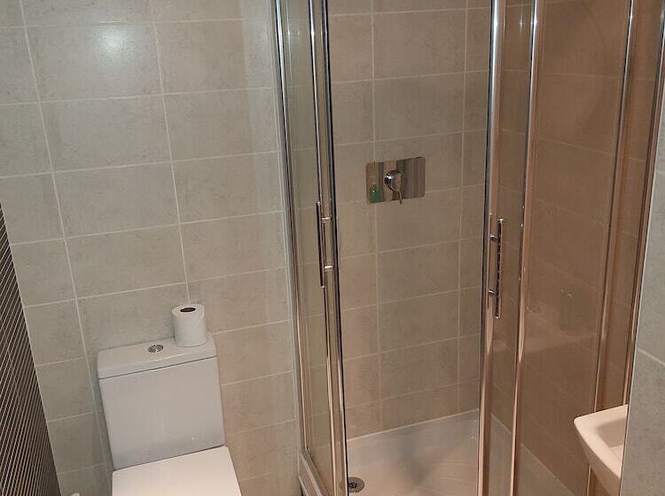 Feel At Home Nottingham