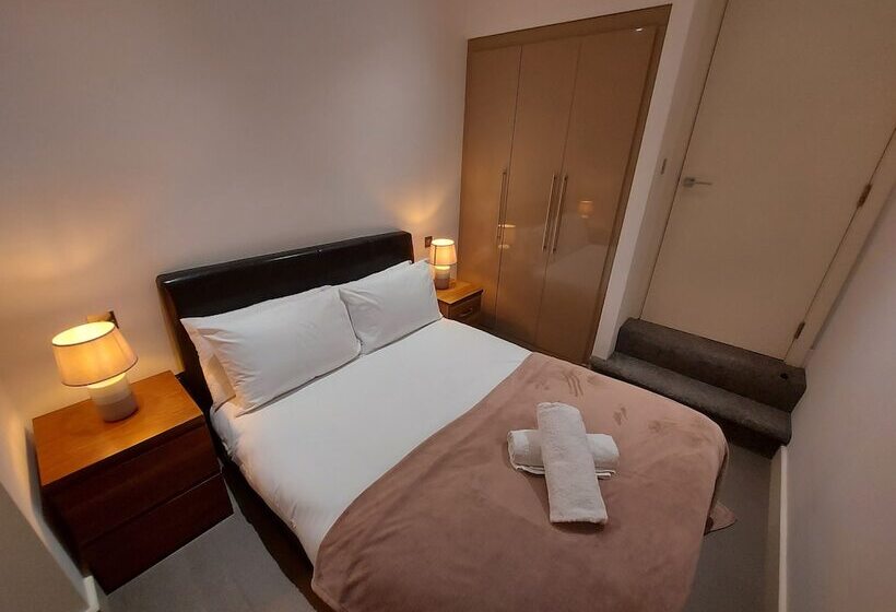 Feel At Home Nottingham