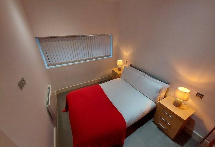 Feel At Home Nottingham