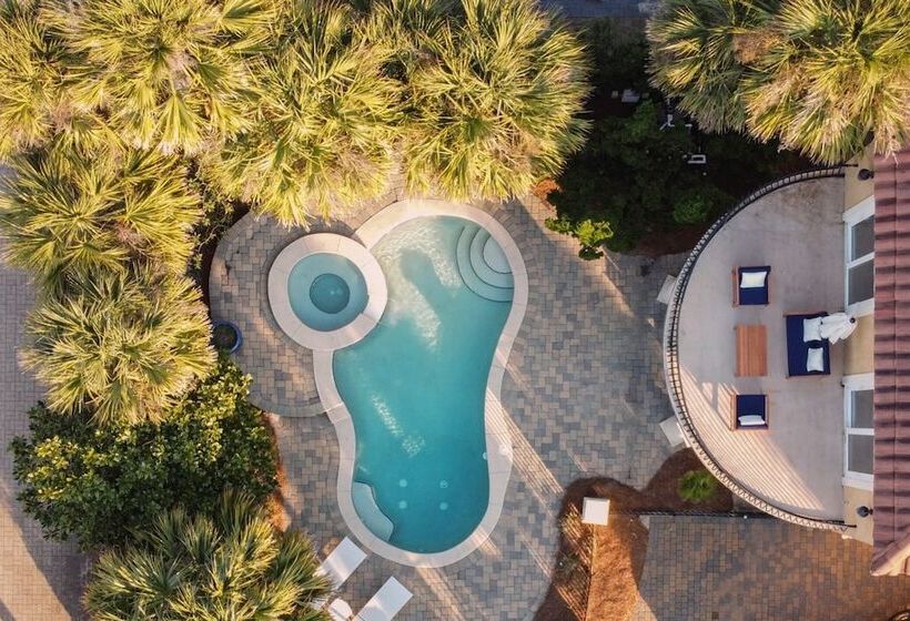 Florence By Avantstay Villa Steps From Beach